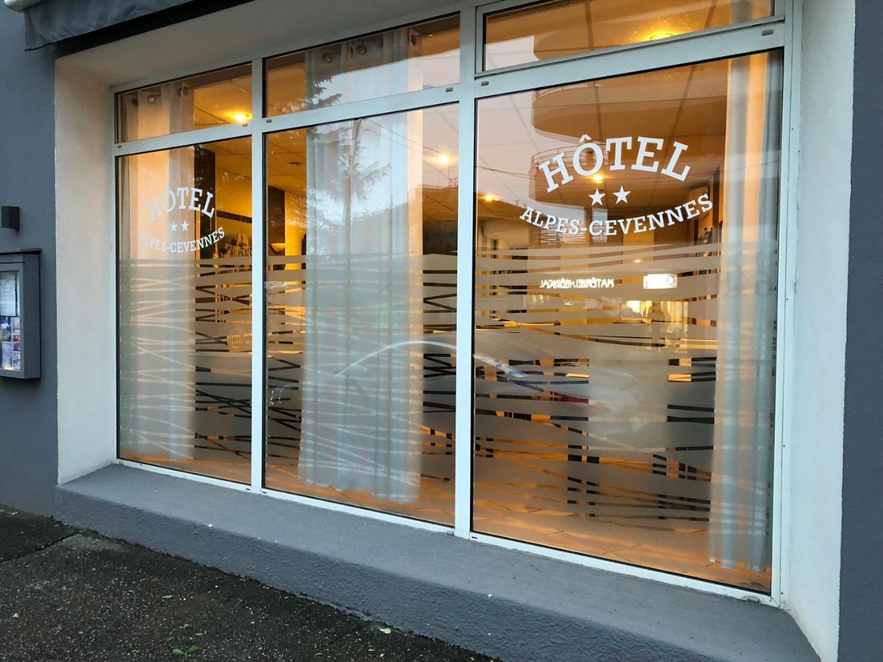 Hotel Alpes Cevennes Guilherand-Granges Exterior foto